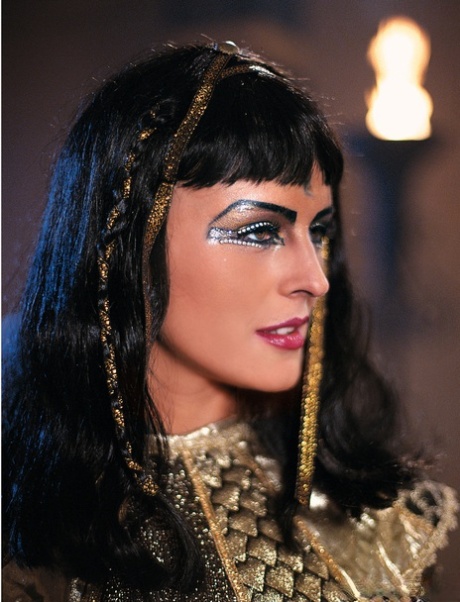 Cleopatra schauspielerin schöne bild